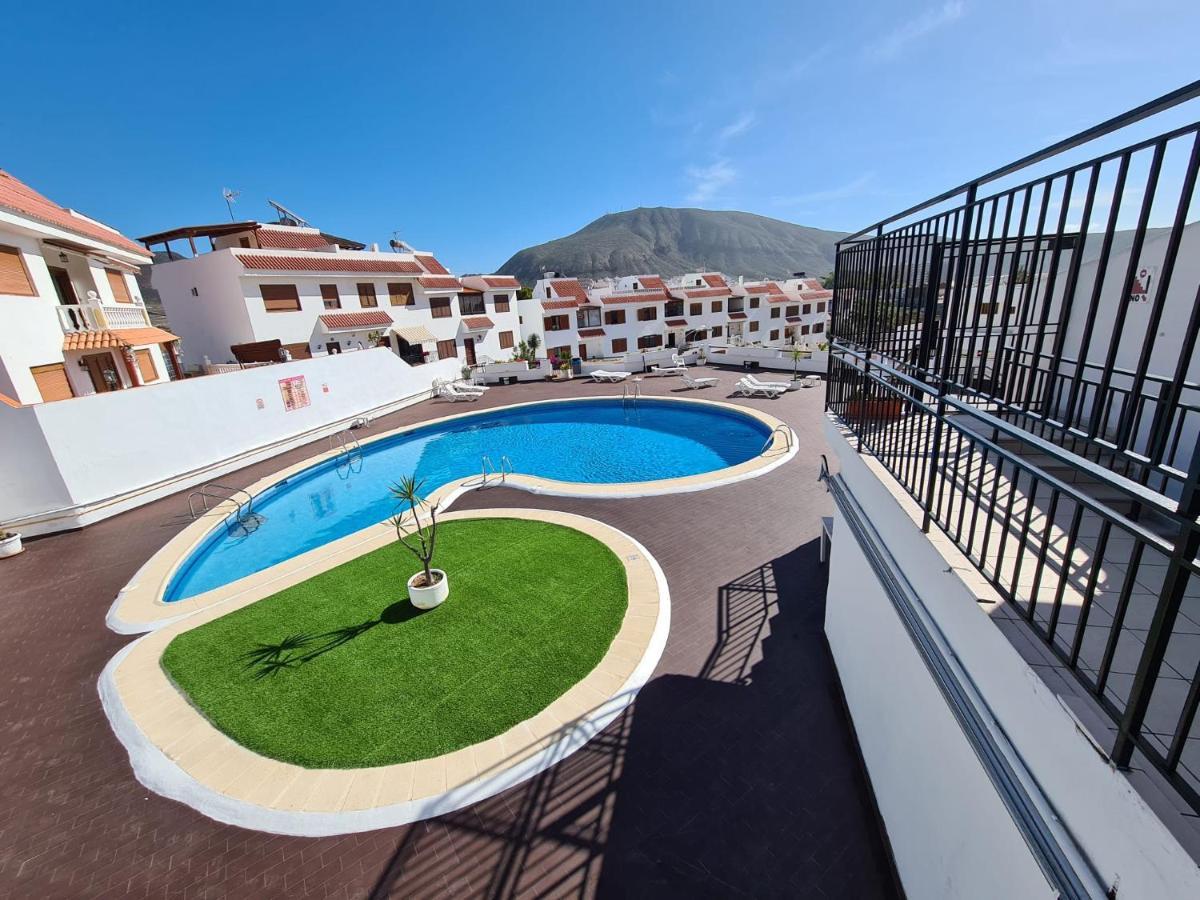 Colina Apartment Лос Кристианос Екстериор снимка